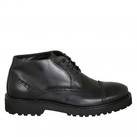 Chaussure haute pour hommes en cuir noir avec lacets et bout Brogue - Pointures disponibles:  36, 46, 47