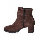 Botines para mujer con plantilla extraible, hebilla, elastico y cremallera en gamuza marron tacon 6 - Tallas disponibles:  43