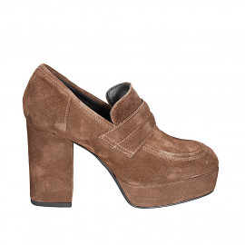 Woman's mocassin with platform in light brown suede heel 9 - Available sizes:  33, 42, 43