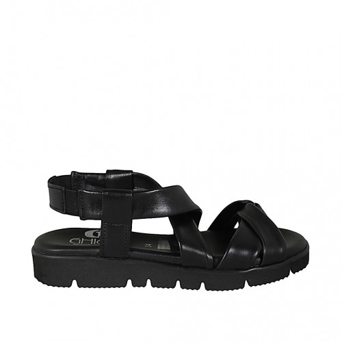 Woman's sandal in black leather with...