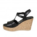 Sandale pour femmes en cuir noir avec courroie a T, plateforme et talon compensé 9 - Pointures disponibles:  32, 42, 43, 45