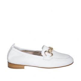 Mocassin pour femmes en cuir blanc avec elastique et chaîne or talon 2 - Pointures disponibles:  45