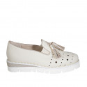 Woman's mocassin with tassels and elastics in creme-colored pierced leather wedge heel 4 - Available sizes:  43, 44, 45