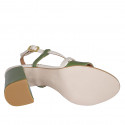 Sandalia para mujer en charol verde y piel color crema tacon 7 - Tallas disponibles:  42