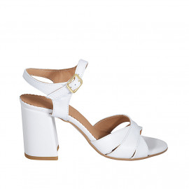 Sandalia para mujer en piel blanca con cinturon tacon 7 - Tallas disponibles:  43, 44