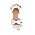 Sandalia para mujer en piel blanca con cinturon tacon 7 - Tallas disponibles:  43, 44