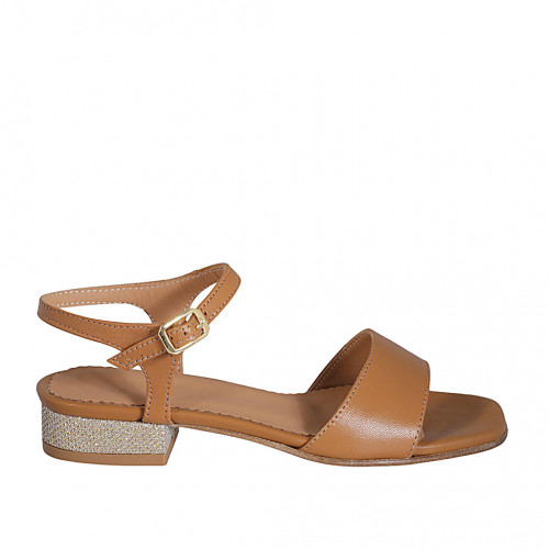 Woman's sandal in cognac brown...