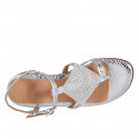 Sandalo infradito da donna in vernice stampata laminata argento con strass e cinturino tacco 4 - Misure disponibili: 42, 44, 45, 46