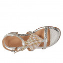 Sandalo da donna in vernice stampata laminata platino con strass e cinturino tacco 4 - Misure disponibili: 43, 45