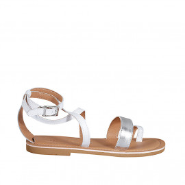 Sandale entredoigt pour femmes avec courroie croisé en cuir blanc et lamé argent talon 1 - Pointures disponibles:  33, 42, 43, 44