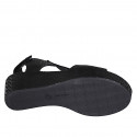 Sandalo da donna con velcro in tessuto stampato nero zeppa 7 - Misure disponibili: 42, 43, 44