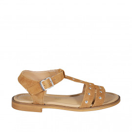 Sandalia para mujer en gamuza cognac con cinturon, tachuelas y tacon 1 - Tallas disponibles:  33