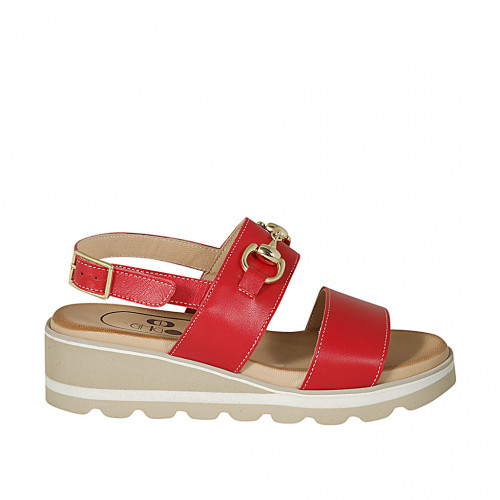 Sandale pour femmes avec accessoire en cuir rouge talon compensé 4 - Pointures disponibles:  42, 43, 44