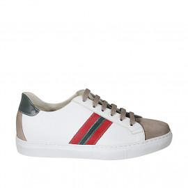 Man's laced shoe with removable insole in taupe nubuck leather and white, green and red leather - Available sizes:  37, 51, 53