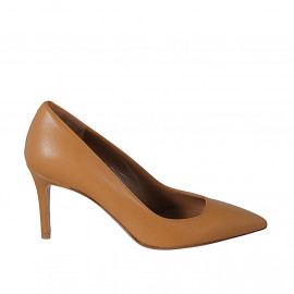 ﻿Woman's pointy pump shoe in cognac brown leather heel 8 - Available sizes:  32, 34, 42, 43, 44