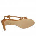 Sandale pour femmes avec elastique en daim cognac talon 8 - Pointures disponibles:  42, 44