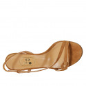 Sandale pour femmes avec elastique en daim cognac talon 8 - Pointures disponibles:  42, 44