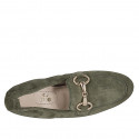 Mocassin pour femmes avec accessoire et elastique en daim vert olive talon 2 - Pointures disponibles:  44