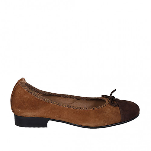 Woman's ballerina with bow and captoe in cognac brown and dark brown suede heel 2 - Available sizes:  33, 42