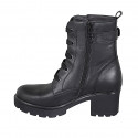 Botin para mujer con cordones, tachuelas, hebillas y cremalleras en piel negra tacon 6 - Tallas disponibles:  43