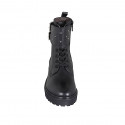 Stivaletto stringato da donna con fibbie, strass e cerniera in pelle nera tacco 4 - Misure disponibili: 32, 33