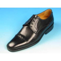 Men's laced derby shoe with captoe in black leather - Available sizes:  52