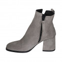 Botines a punta cuadrada para mujer con cremallera y tachuelas en gamuza gris tacon 7 - Tallas disponibles:  32, 34, 42, 43, 44, 45