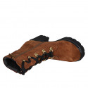 Botin para mujer con cordones, hebillas y cremalleras en gamuza cognac tacon 6 - Tallas disponibles:  33, 43, 44