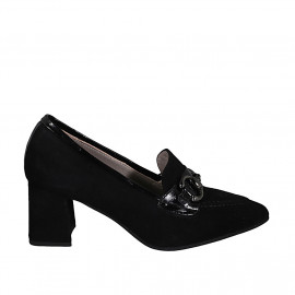 Woman's pointy mocassin with accessory in black suede and patent leather heel 6 - Available sizes:  32, 43, 46