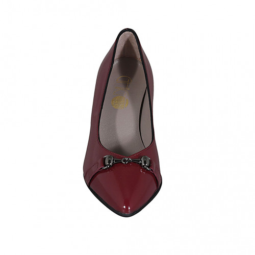 Maroon pumps hot sale shoes