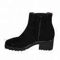 Botines para mujer con plantilla extraible, hebilla, elastico y cremallera en gamuza negra tacon 5 - Tallas disponibles:  42