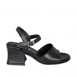 Sandale pour femmes en cuir noir avec courroie talon 6 - Pointures disponibles:  32, 43