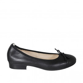 Woman's ballerina shoe with captoe and bow in black leather heel 2 - Available sizes:  32