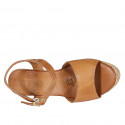 Sandale pour femmes avec courroie et plateforme en cuir cognac talon compensé 9 - Pointures disponibles:  43, 44, 45