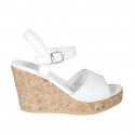 Sandalia para mujer con cinturon y plataforma en piel blanca cuña 9 - Tallas disponibles:  34, 42, 43, 44, 45