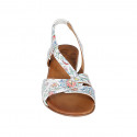 Sandalia para mujer con elastico en piel blanca imprimida multicolor tacon 2 - Tallas disponibles:  42, 43, 44