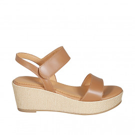 Sandalia para mujer en piel cognac con cierre de velcro cuña 6 - Tallas disponibles:  31, 43, 44, 45, 46