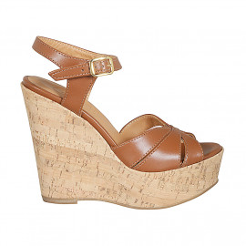 Sandale pour femmes en cuir cognac avec courroie, plateforme et talon compensé 12 - Pointures disponibles:  32, 34, 43