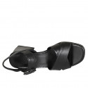 Sandalo con cinturino da donna in pelle nera tacco 5 - Misure disponibili: 33, 34, 46