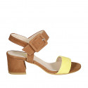 Sandalia con hebilla para mujer en gamuza cognac y amarillo tacon 5 - Tallas disponibles:  32, 33, 34