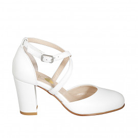 Woman's open shoe with crossed strap in white leather heel 8 - Available sizes:  43, 44