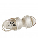 Sandale pour femmes en cuir lamé platine avec strass et talon 7 - Pointures disponibles:  32, 34, 42, 43, 44, 45