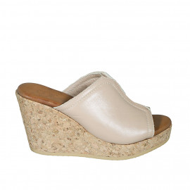 Woman's mule with platform in light rose leather wedge heel 9 - Available sizes:  33, 42, 43, 44