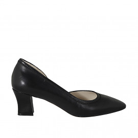 Woman's pump with sidecut in black leather heel 5 - Available sizes:  33, 43, 44, 45