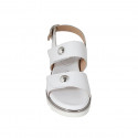 Sandale pour femmes avec fermeture velcro et goujons en cuir blanc avec talon compensé 4 - Pointures disponibles:  43, 44