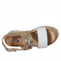 Sandalo da donna con accessorio in pelle beige e bianca zeppa 4 - Misure disponibili: 45