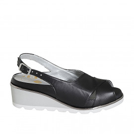 Sandale pour femmes avec semelle interieur amovible en cuir noir talon compensé 5 - Pointures disponibles:  33, 42