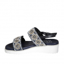 Sandalo da donna in pelle blu con fasce a chiusura velcro, perline e strass zeppa 4 - Misure disponibili: 32