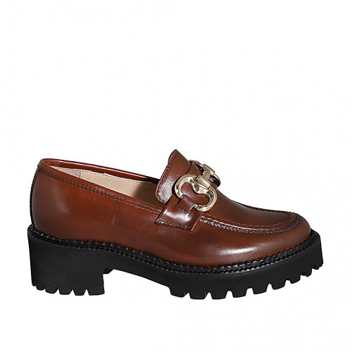 Woman's loafer in cognac brown...