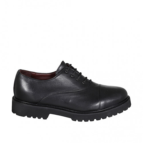 Scarpa Oxford stringata da donna in pelle nera con puntale tacco 3 - Misure disponibili: 32, 33, 43, 46